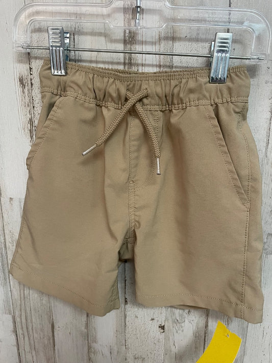 KHAKI CHILDRENS PLACE DRY FIT SHORTS, BOY 3T