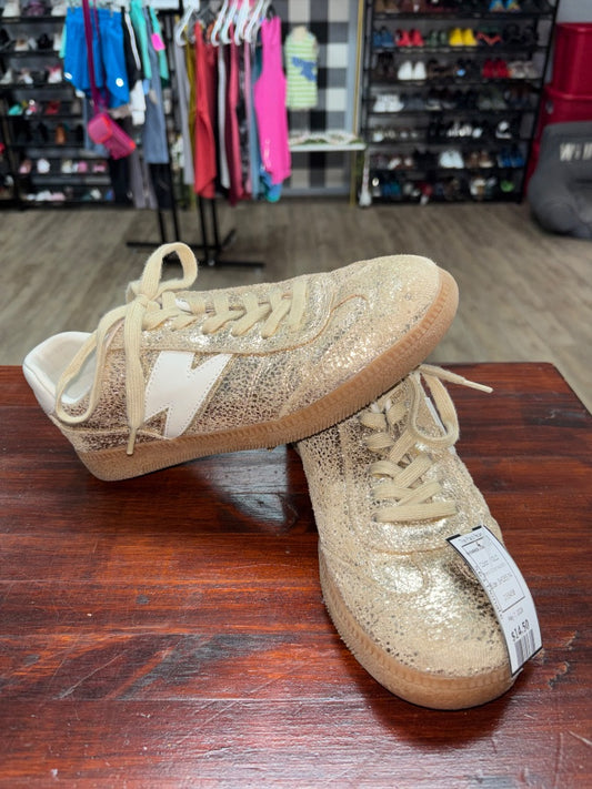 GOLD STEVE MADDEN SHIMMER SNEAKERS, SHOES Y4