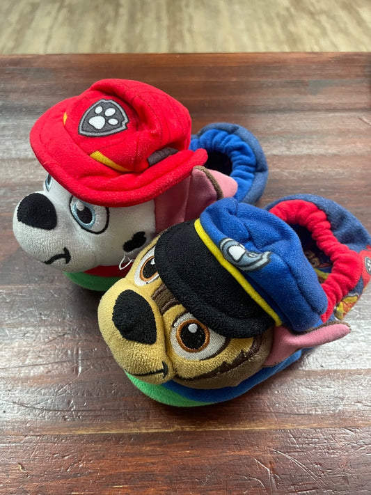 RED/BLUE Nickelodeon PAW PATROL SLIPPERS, SHOES 9/10