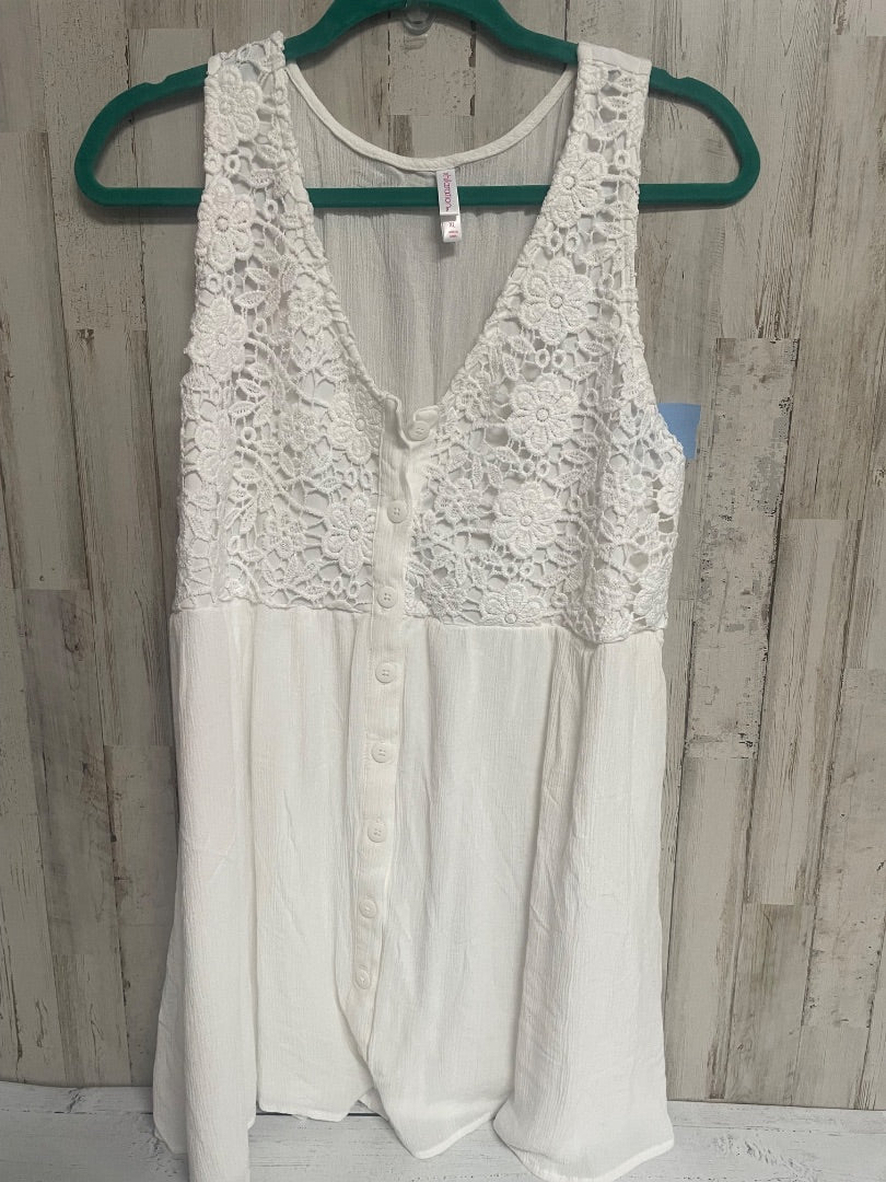 White XHILARATION Lace tank, Ladies XL