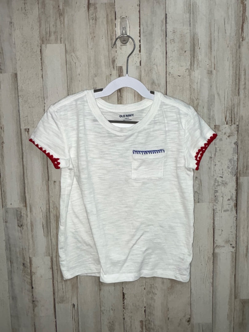 WHITE OLD NAVY POCKET TEE, GIRLS 6/7