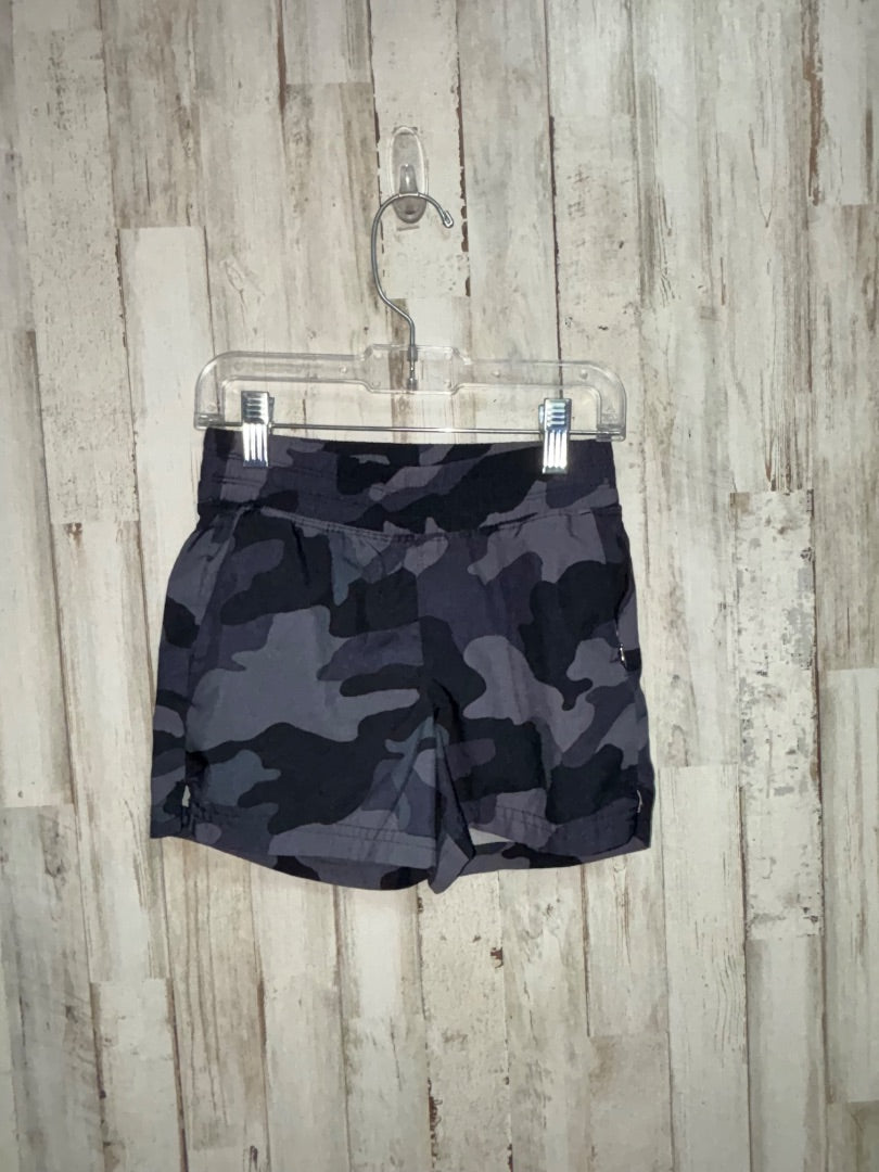 BLACK OLD NAVY CAMO ATHLETIC SHORT, GIRLS 6/7