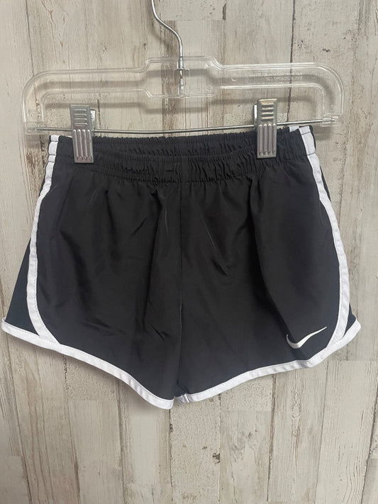 BLACK NIKE ATHLETIC SHORTS, GIRLS 6