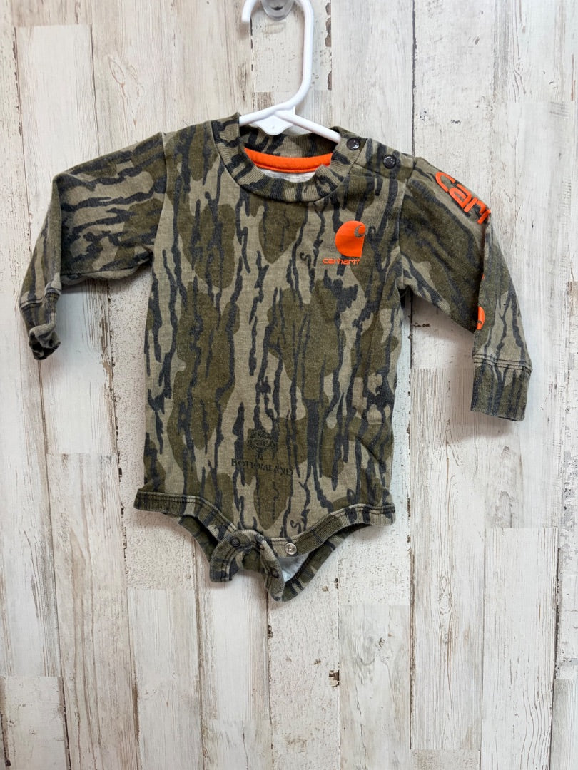 GREEN CARHARTT LOGO ONESIE, BOYS 0/3M