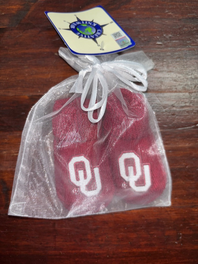 MAROON CREATIVE KNITWEAR NEW COLLEGE SOCKS, BABY GEAR