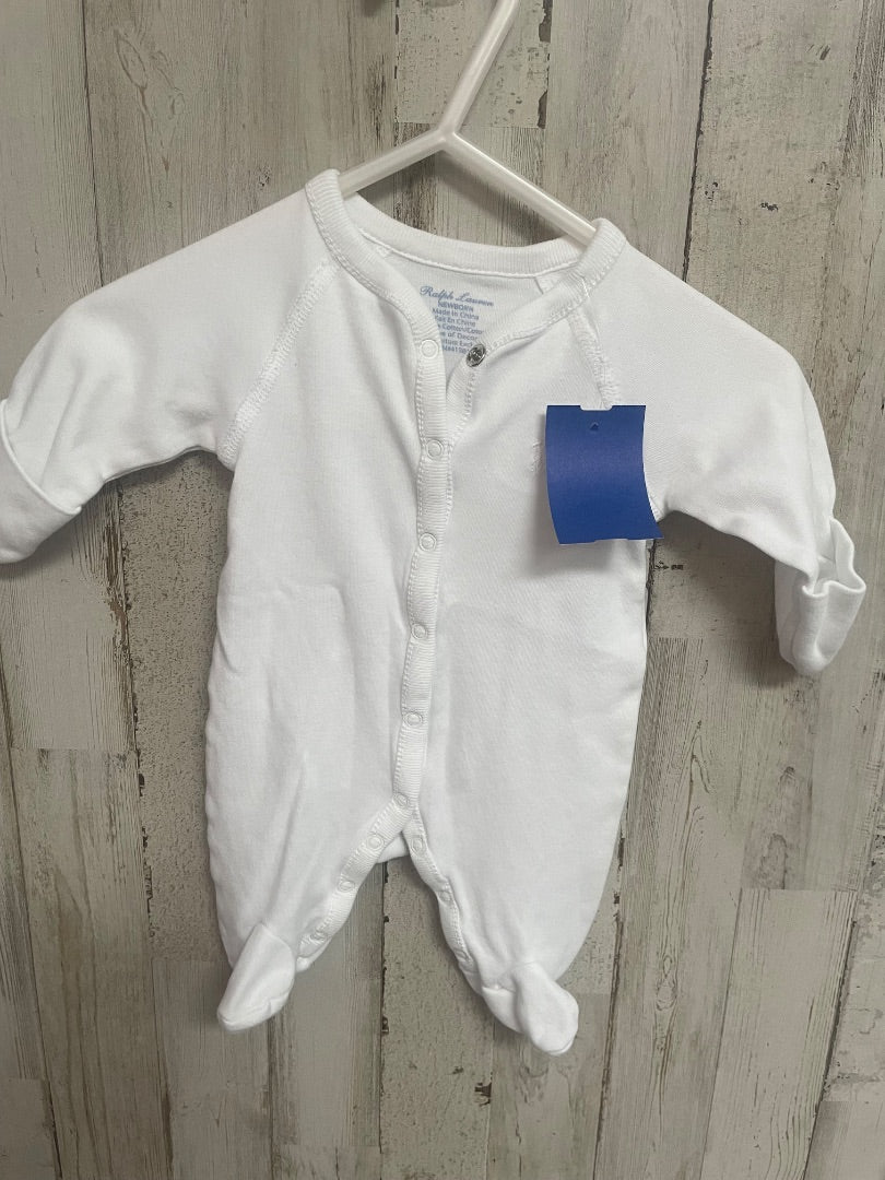 WHITE RALPH LAUREN LOGO SLEEPER, BOY NB