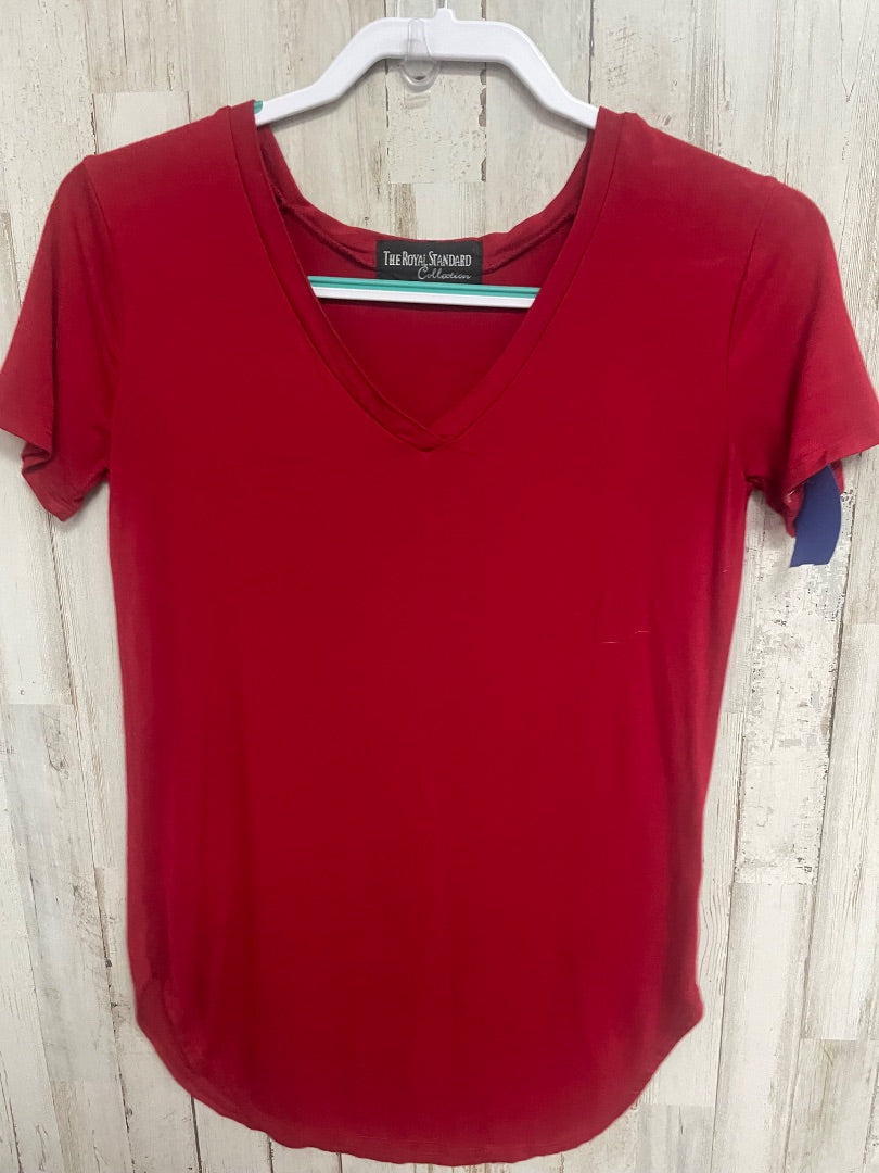 RUST THE ROYAL STANDARD V NECK TEE, LADIES S