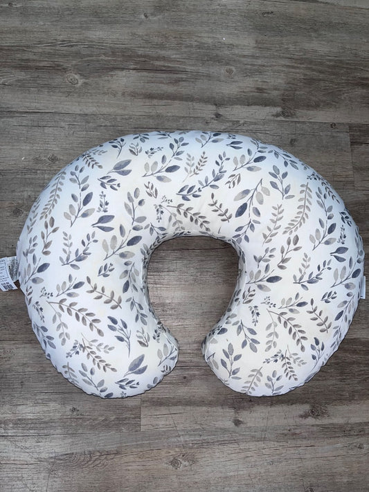 WHITE/GREY BOPPY LEAF PRINT BOPPY PILLOW