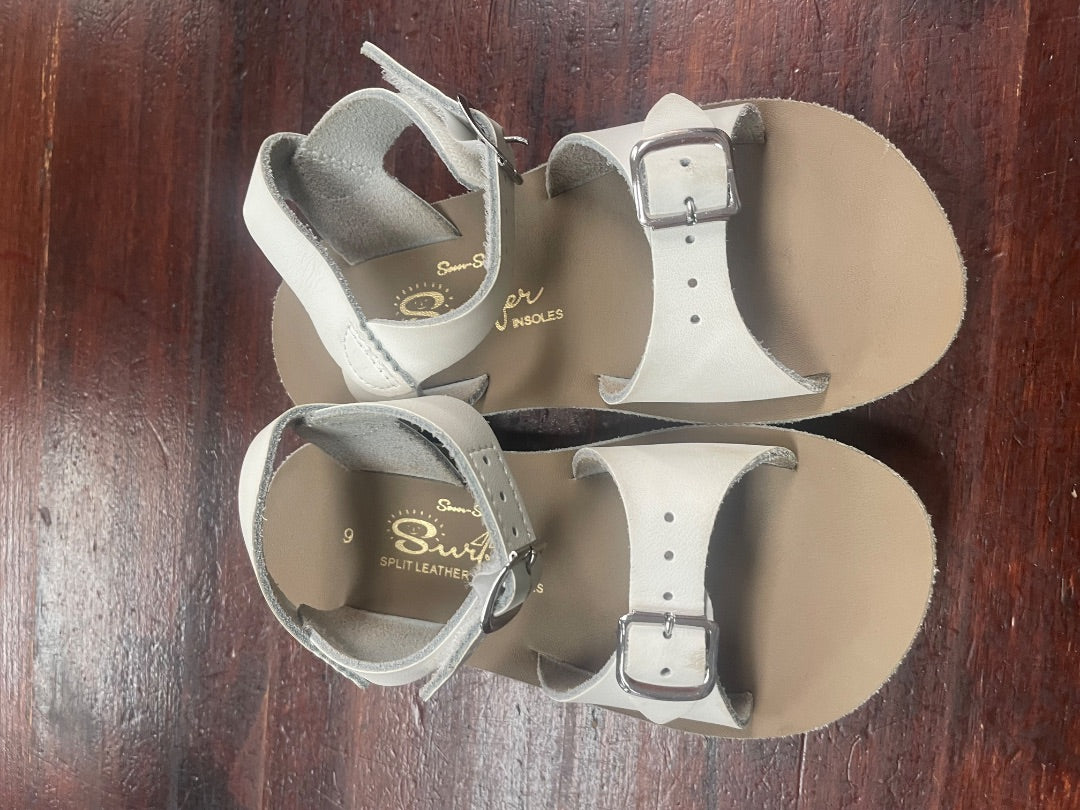 WHITE SUN SAN SURFERS SANDALS, SHOES 9