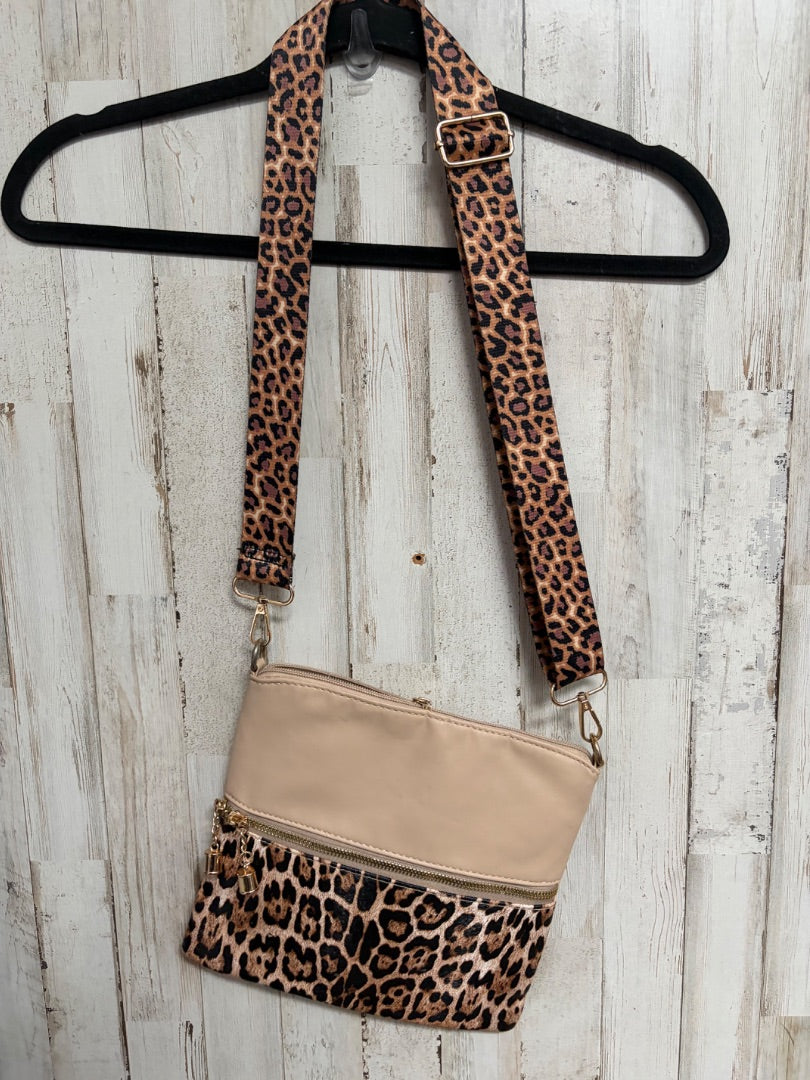TAN  LEOPARD STRAP PURSE