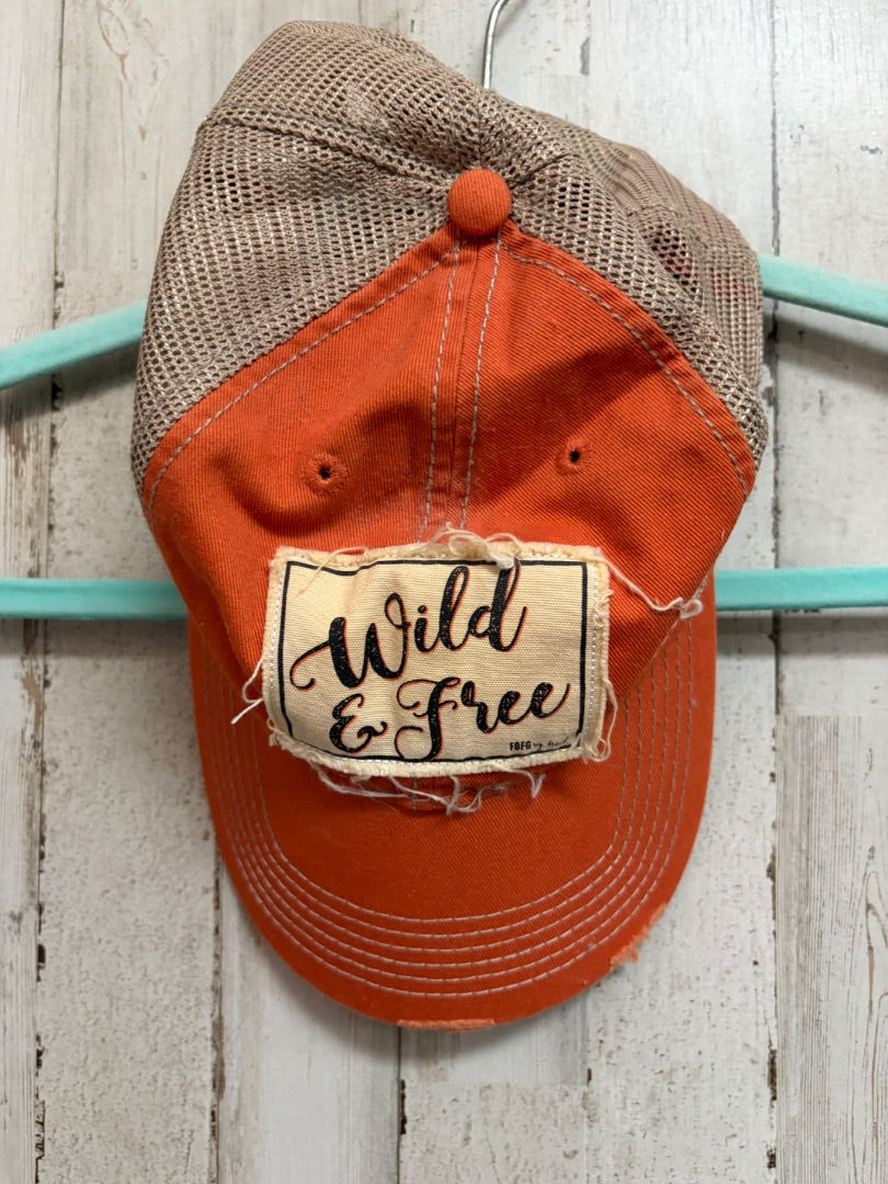 ORANGE KNEE DEEP WILD AND FREE CAP
