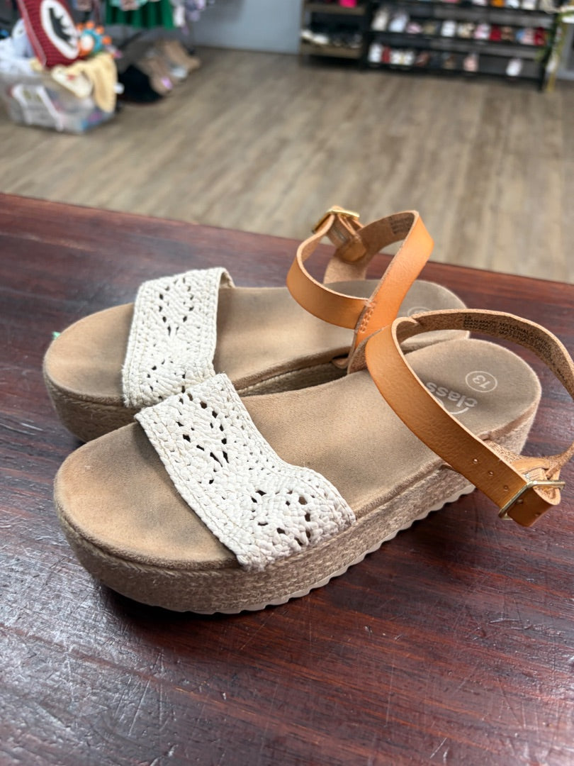 IVORY/BROWN ART CLASS KNIT STRAP SANDALS, SHOES 13