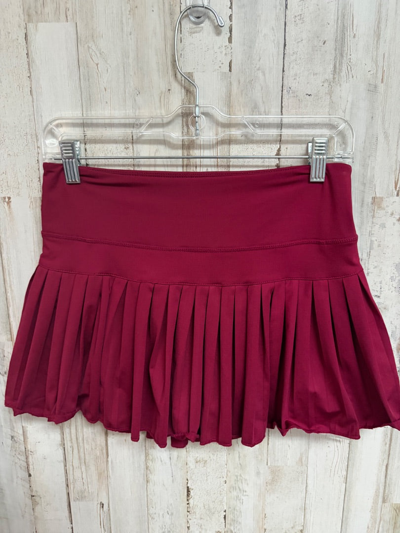 MAROON GOLDHINGE PLEATED SKORT, LADIES M