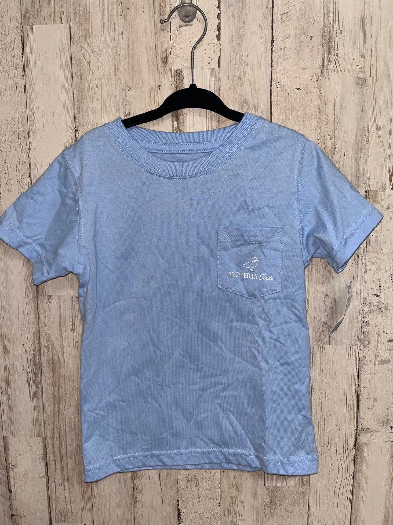 BLUE PROPERLY TIED GOLF BALL POCKET TEE, BOY 3T