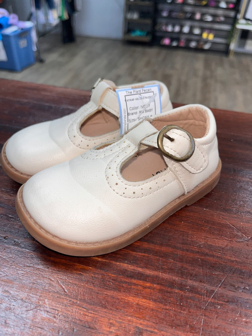 IVORY MG BABY T STRAP VELCRO SHOES, SHOES 8