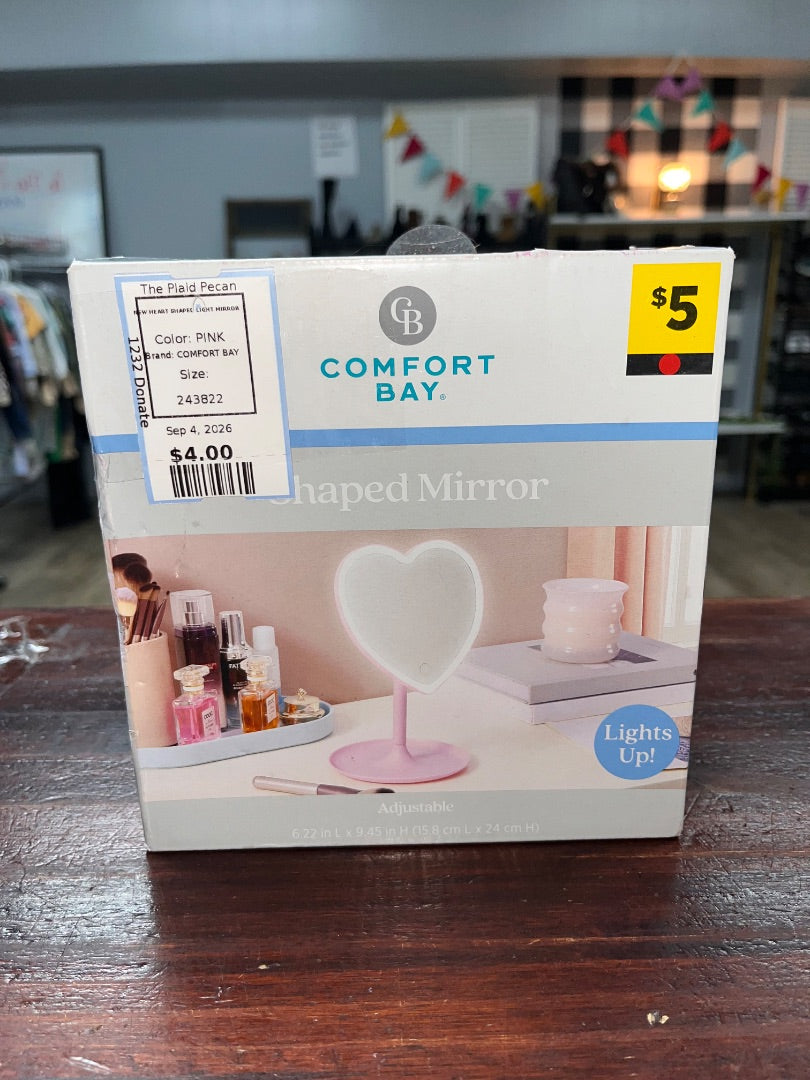 PINK COMFORT BAY NEW HEART SHAPED LIGHT MIRROR