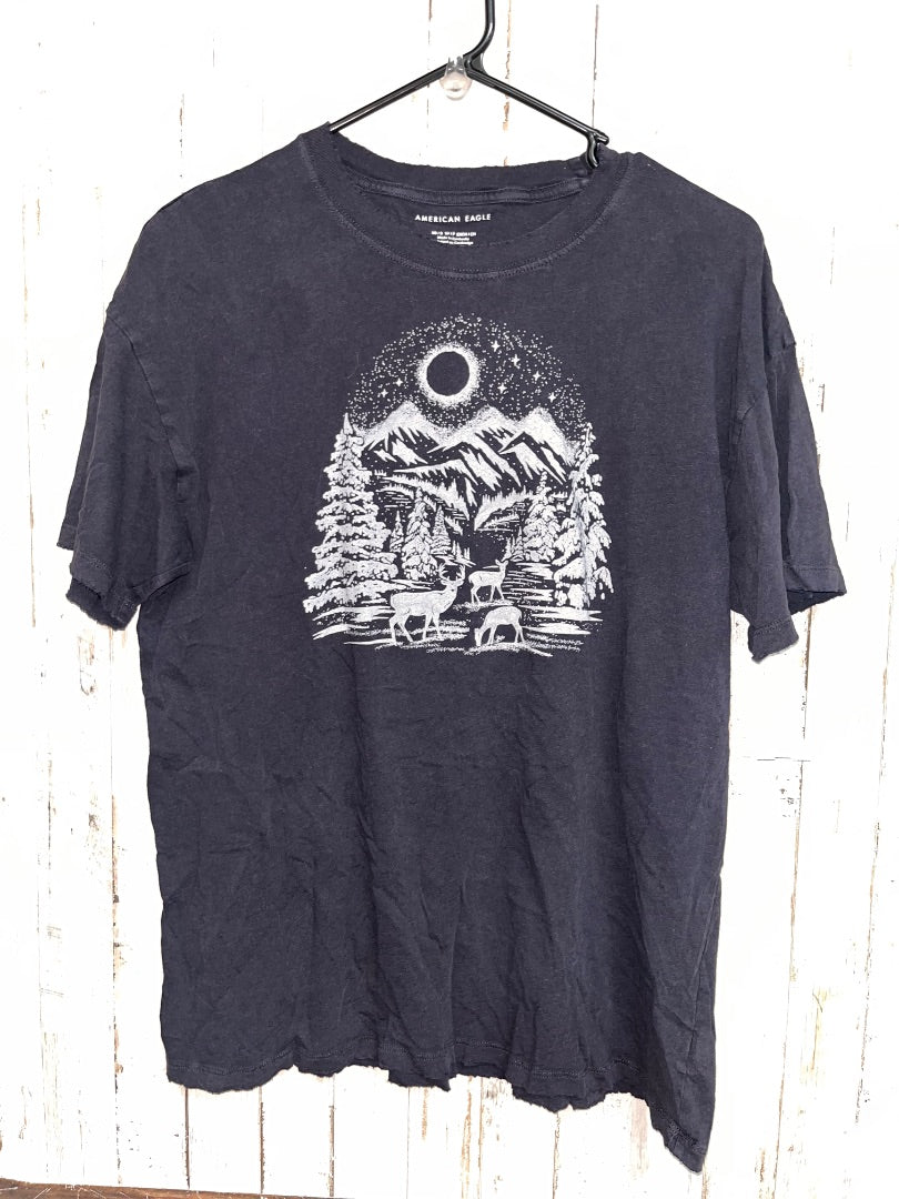 AMERICAN EAGLE BLACK OVERSIZED DEER TEE, LADIES XS