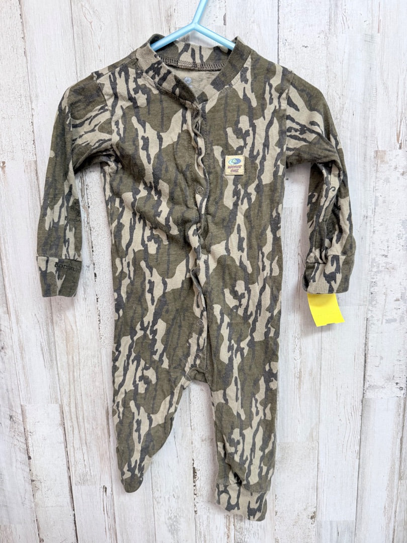 Green Mossy oak Camo sleeper, Boy 3M