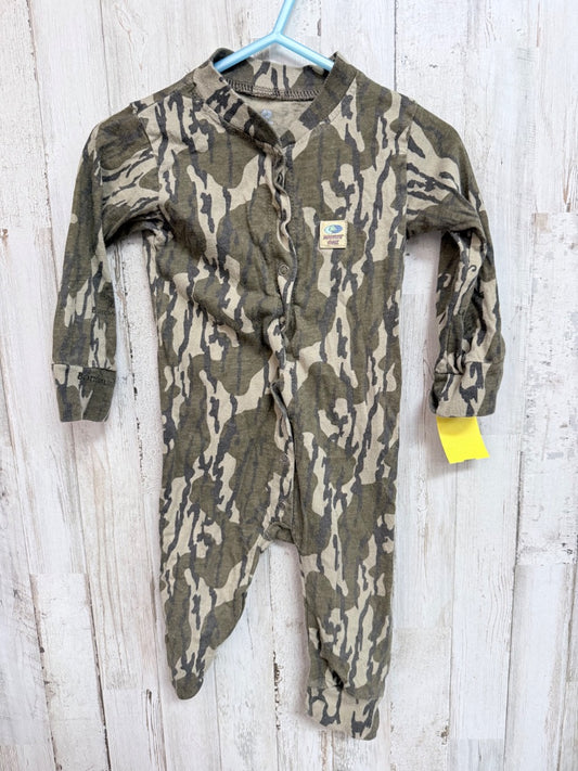 Green Mossy oak Camo sleeper, Boy 3M