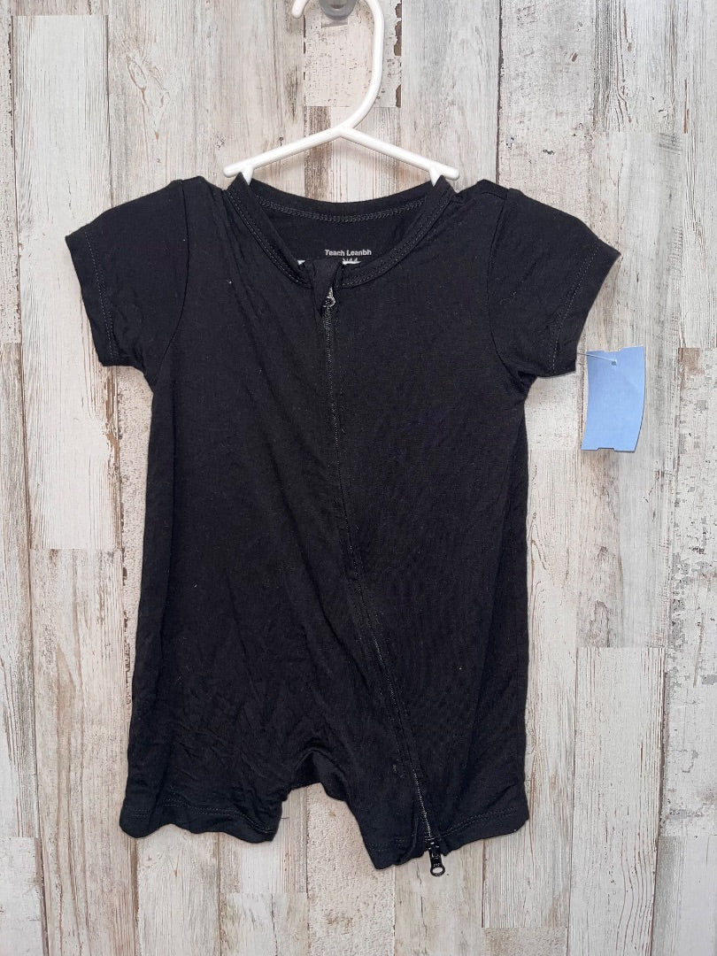 BLACK TEACH SOFT ZIP ROMPER, BOY 0-3M