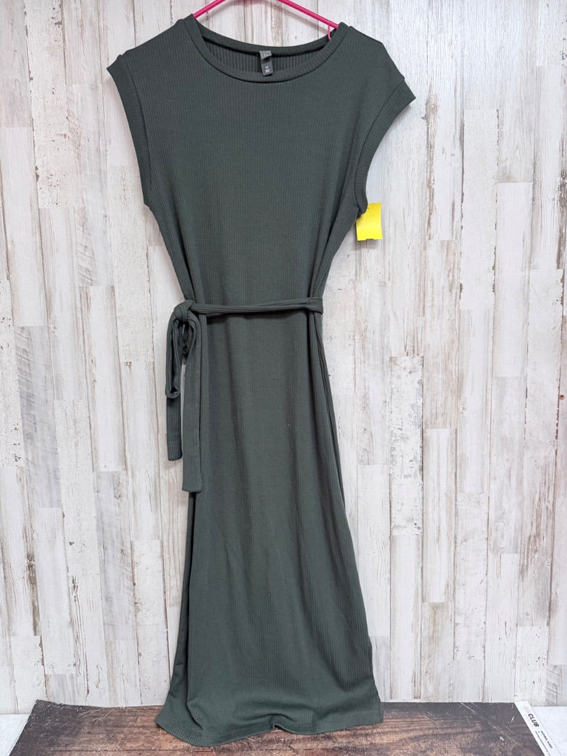 Green Alya Ribbed maxi dress, Ladies M