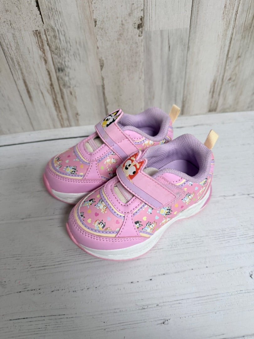 Pink Groundup Bluey tennis shoes, Shoes 7