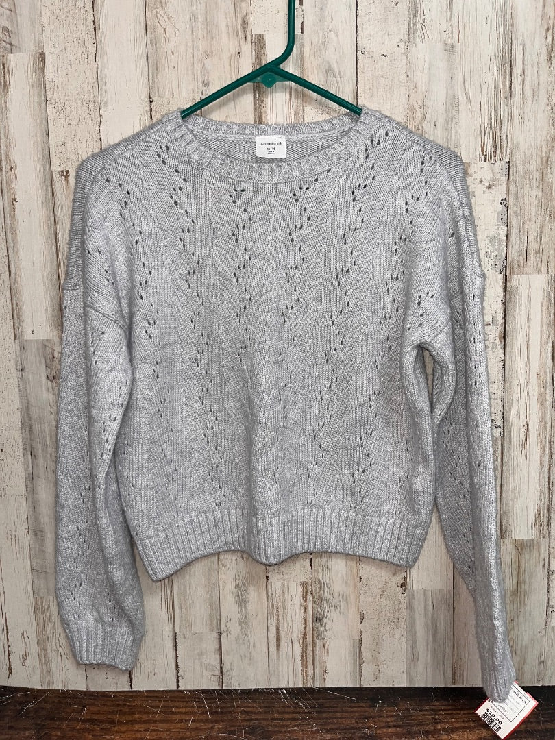 LIGHT GREY ABERCROMBIE KNIT SWEATER, GIRL 13/14