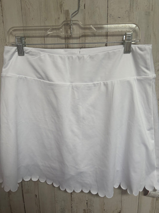 WHITE CROWN & IVY SCALLOP TRIM SKORT, LADIES L