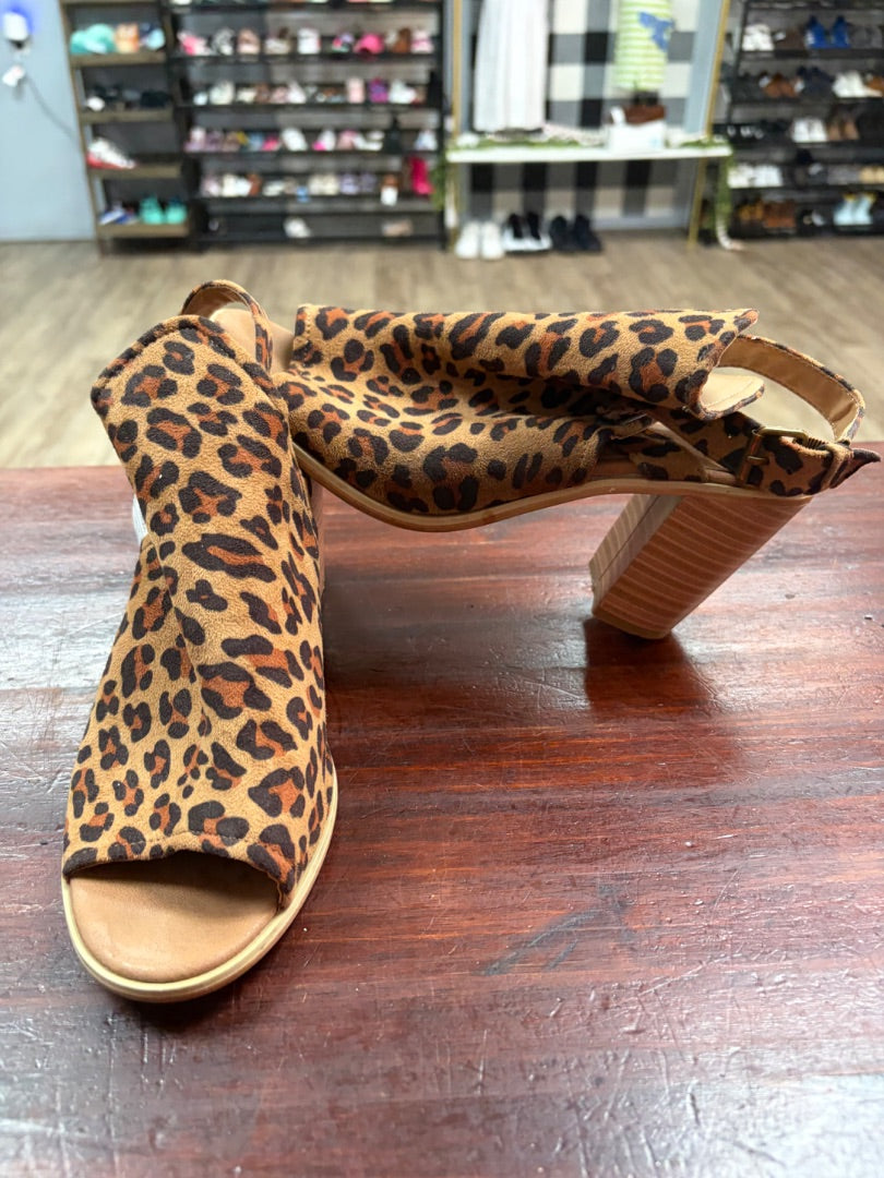 BROWN VERY VOLATILE LEOPARD PEEP TOE HEELS, SHOES A7