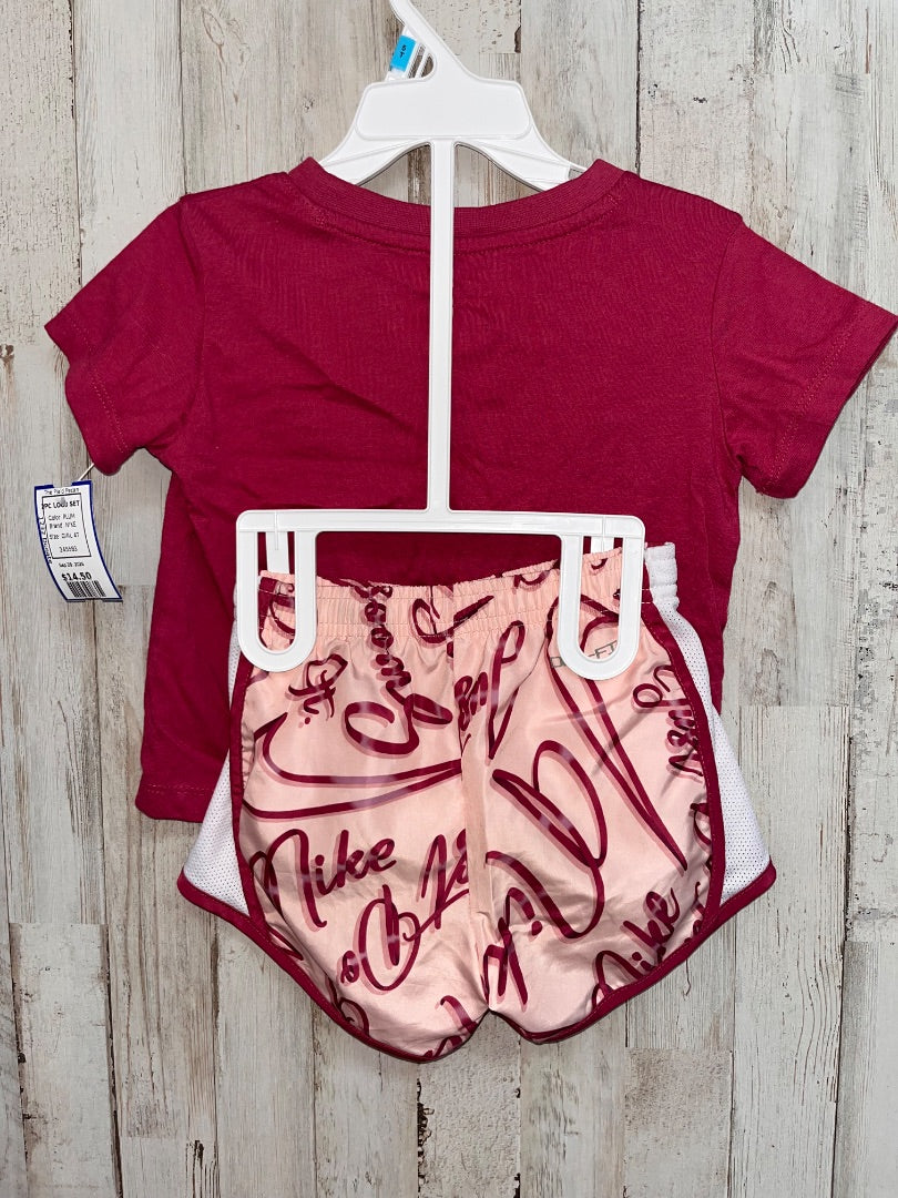 PLUM NIKE 2PC LOGO SET, GIRL 4T