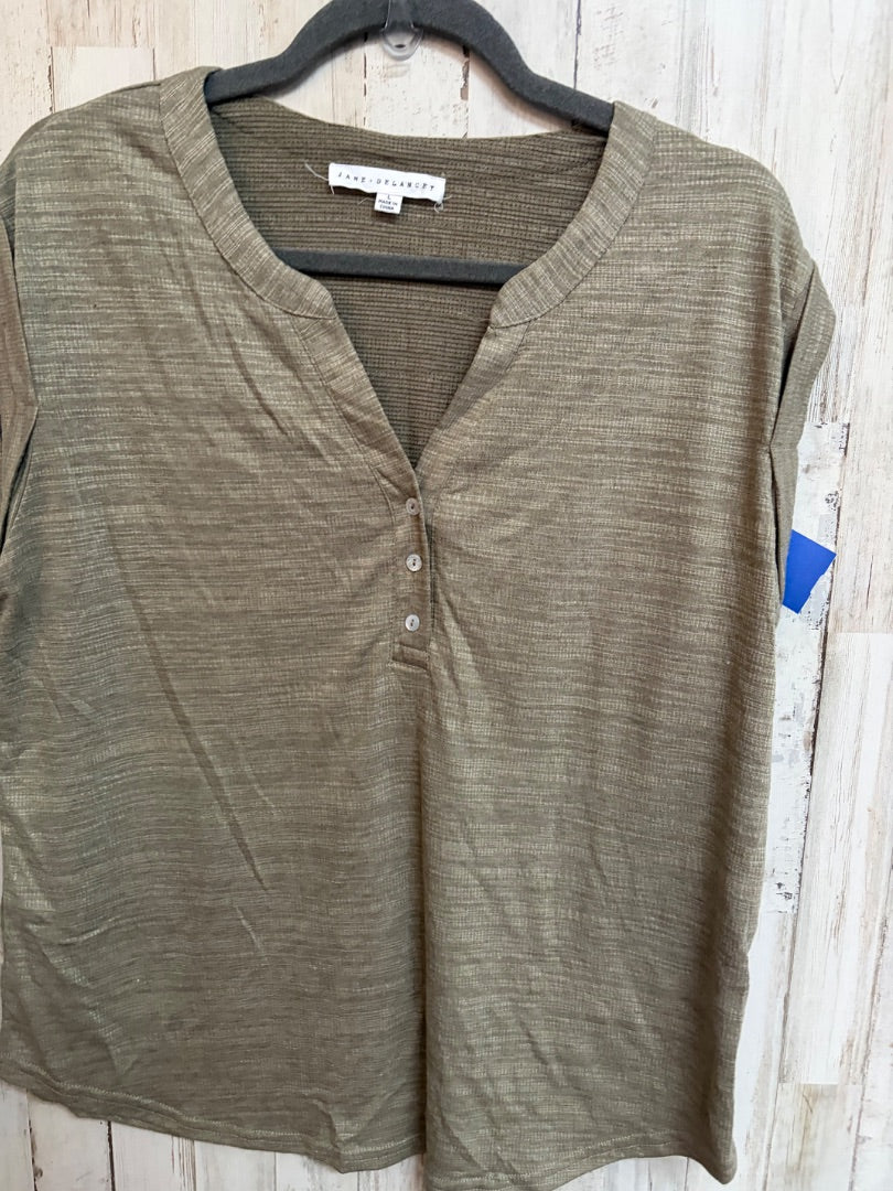 OLIVE JANE + DELANCEY HEATHERED BUTTON TOP, LADIES L