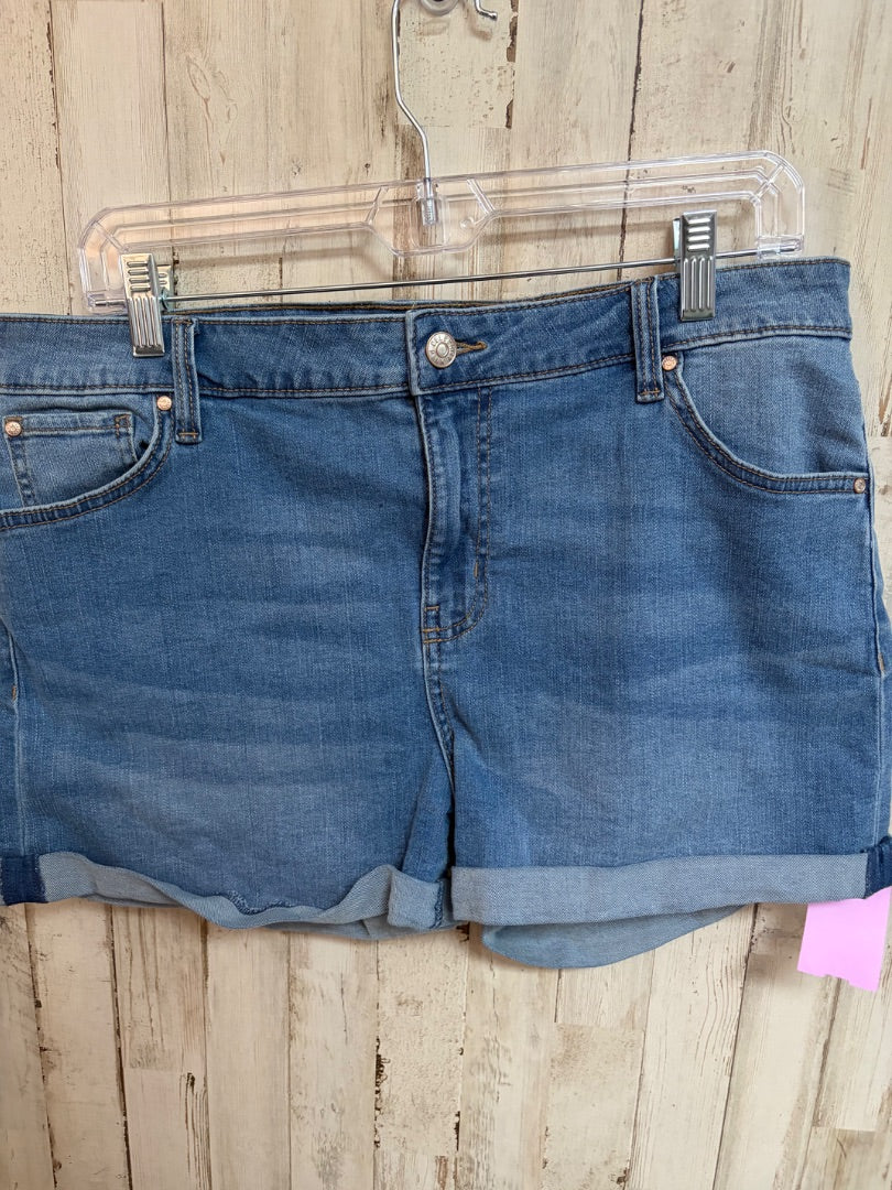 DENIM CELEBRITY PINK CUFF JEAN SHORTS, LADIES XL