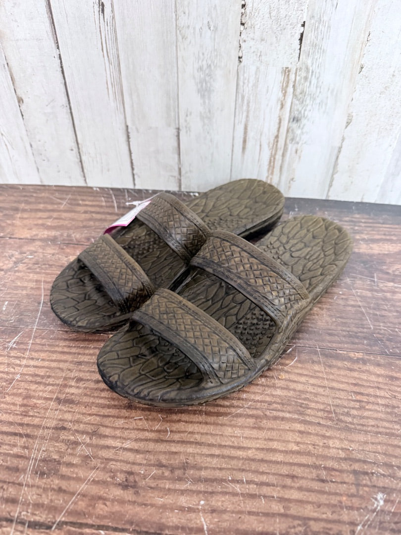 GREEN PALI HAWAII ANIMAL SKIN FLIP FLOPS, SHOES A8