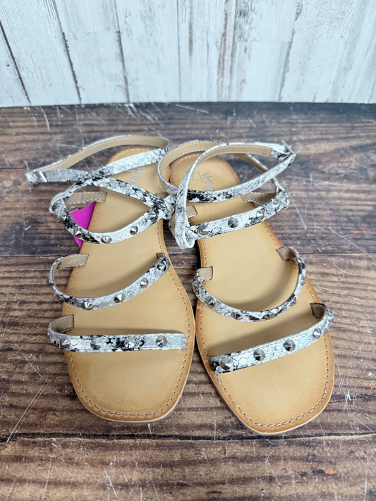 BLACK/WHITE Y NOT SNAKESKIN SANDAL, SHOES A7.5