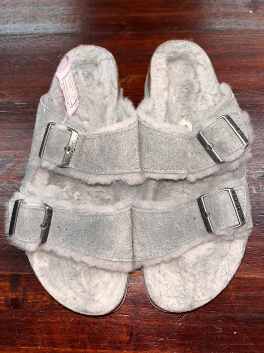 GREY BIRKENSTOCK SHERALING SANDALS, SHOES A9