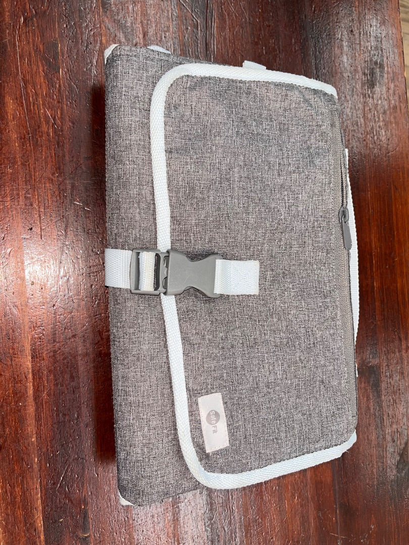GREY SAFE FIT FOLDING PORTABLE CHANGING PAD
