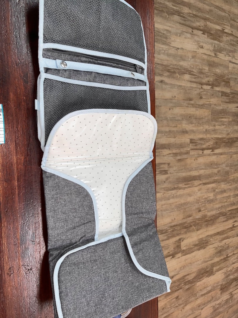 GREY SAFE FIT FOLDING PORTABLE CHANGING PAD