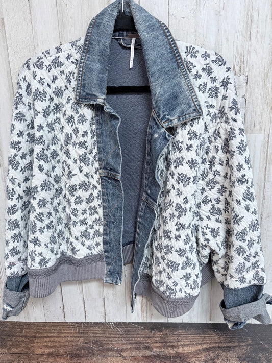 BLUE/WHITE FREE PEOPLE PRINTED DENIM JACKET, LADIES M/L
