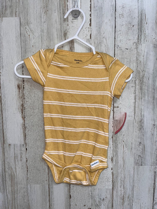 YELLOW GERBER STRIPE ONESIE, BOY 0-3M