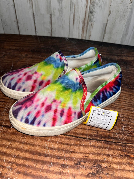 MULTI STEVE MADDEN TYE DYE SLIP ONS, SHOES SY1