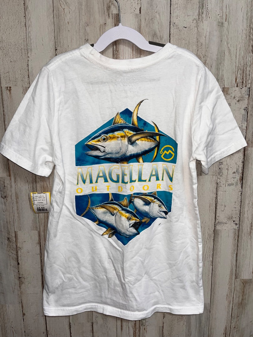 WHITE MAGELLAN FISH LOGO TEE, BOY 8/10