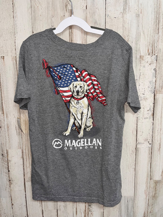 GREY MAGELLAN DOG FLAG TEE, BOY 8/10