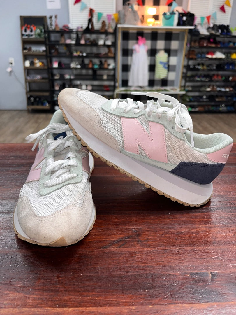 PASTEL NEW BALANCE MULTI COLORED 237 SNEAKERS, SHOES A6.5