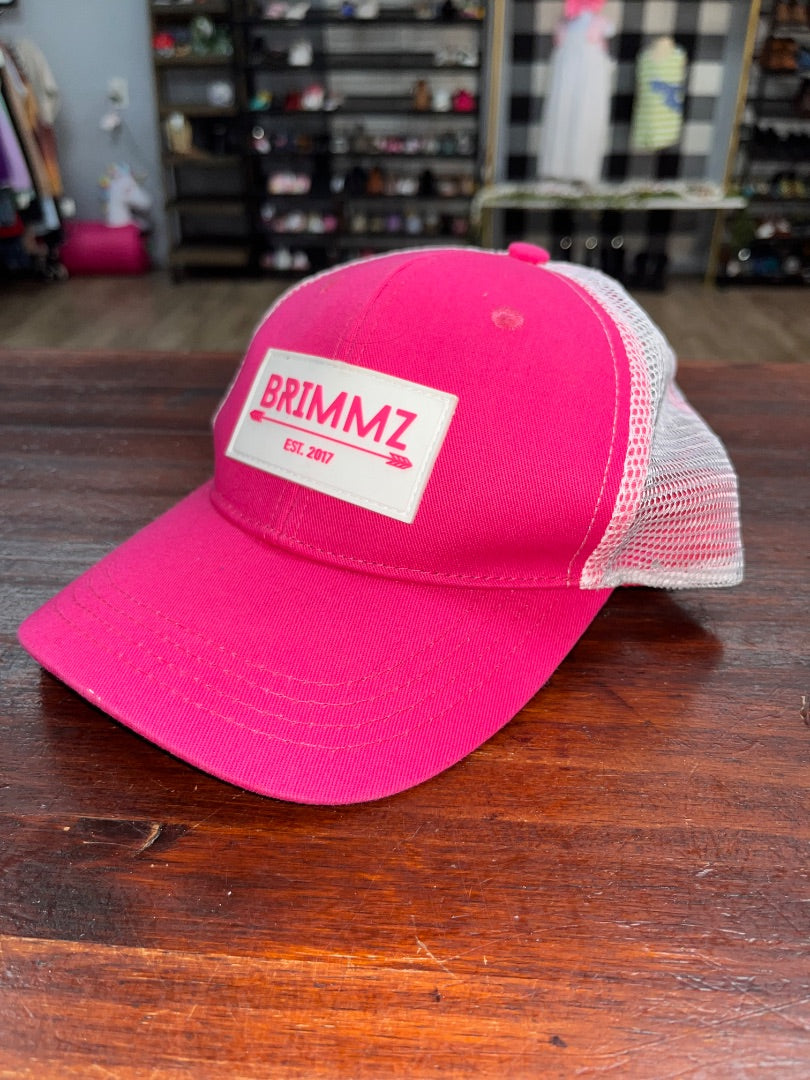 PINK BRIMMZ LOGO TRUCKER HAT, BOY 5/6