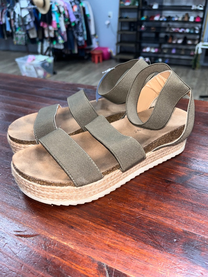 Brown Blowfish Wedge sandals, Shoes A7.5