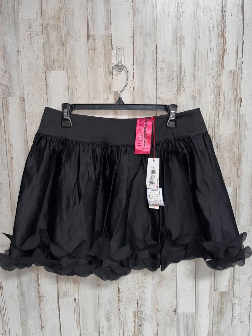 BLACK FIORUCCI NEW FLORAL TRIM SKIRT, LADIES M