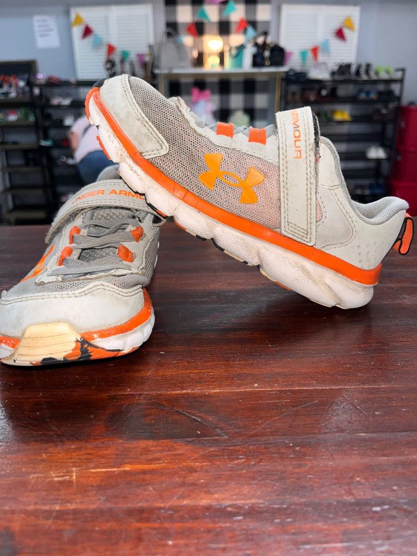 GREY/ORANGE UNDER ARMOUR VELCRO SNEAKERS, SHOES Y1