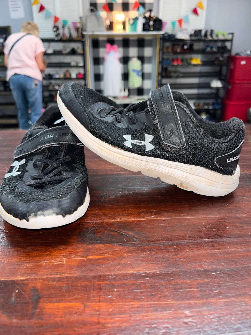BLACK/GREY UNDER ARMOUR VELCO LOGO SNEAKERS, SHOES Y1.5