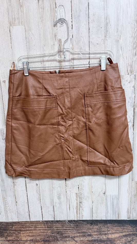 BROWN VERY J FAUX LEATHER SKIRT, LADIES L