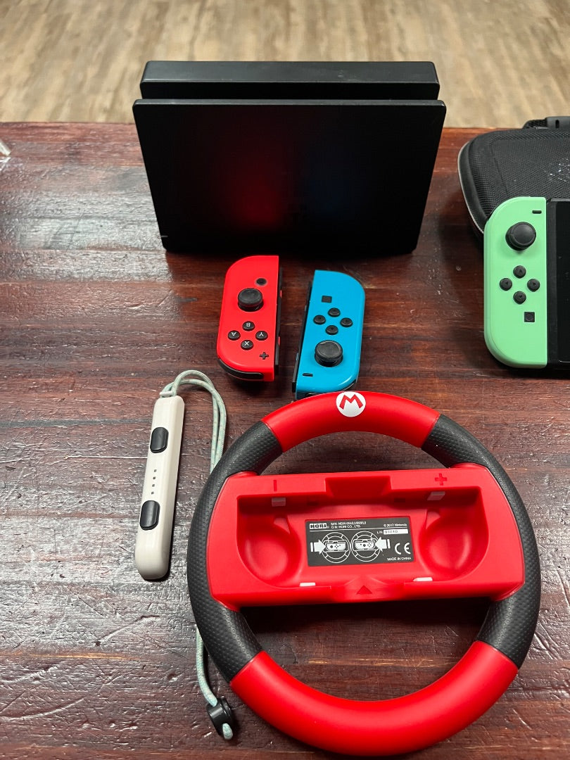 BLACK NINTENDO SWITCH BUNDLE